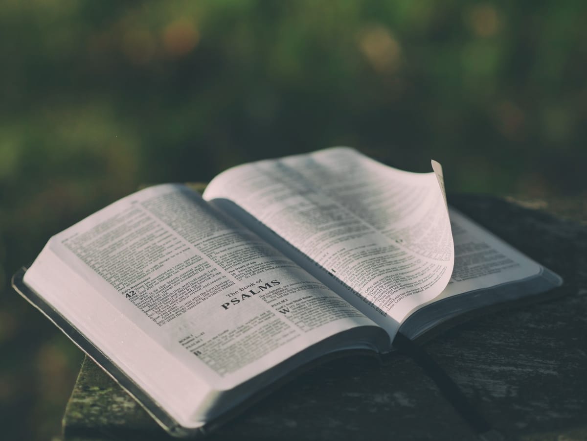 open bible to psalms