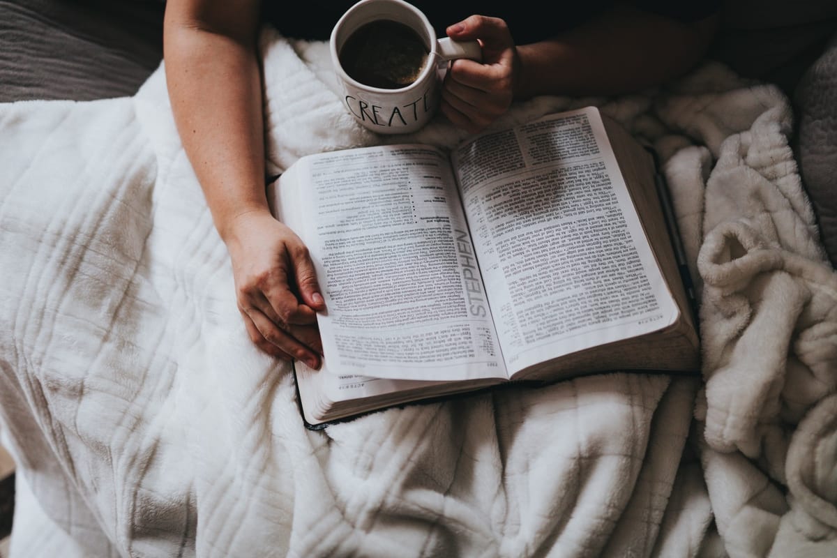 woman quiet time with God reading Bible