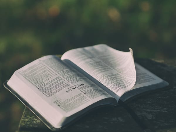 open bible to psalms