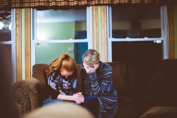 couple praying