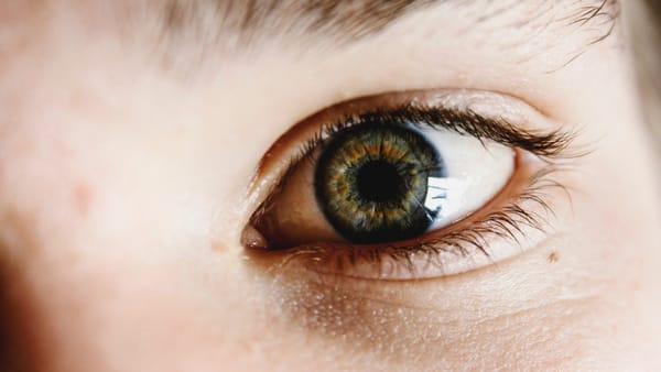 eye watching