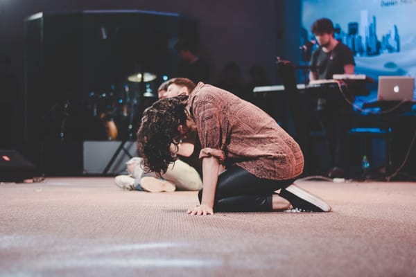 kneeling in worship